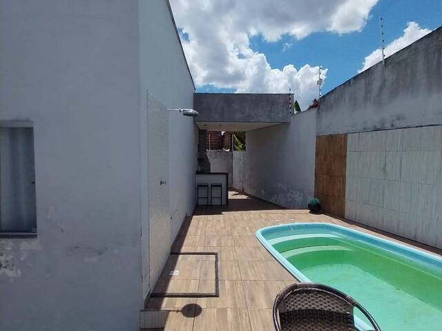 #31 - Casa para Venda em Feira de Santana - BA - 2