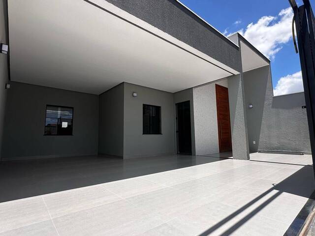 #32 - Casa para Venda em Feira de Santana - BA - 1