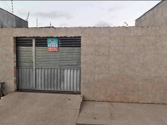 #37 - Casa para Venda em Feira de Santana - BA - 1