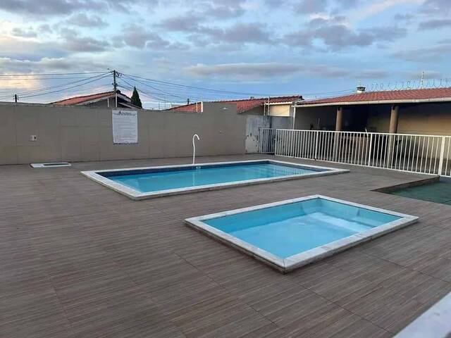 Apartamento para Venda em Feira de Santana - 4